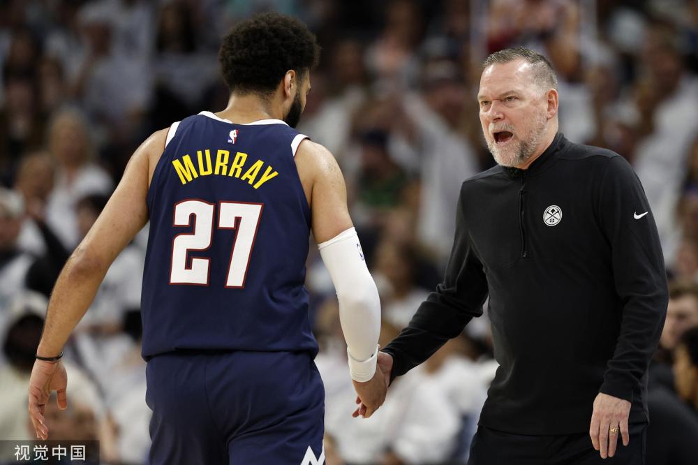 且客场作战 且客场作战